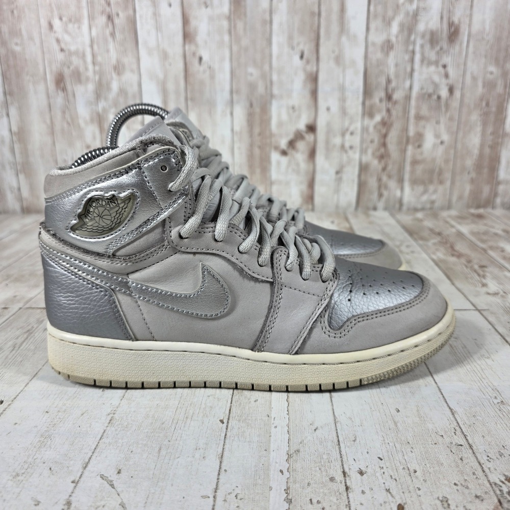 Jordan 1 Retro High OG GS Co.JP Tokyo Metallic Silver 575441-029 Mens 4.5Y